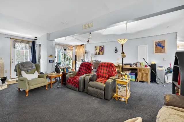 $725,000 | 110 Main Street, Epping, NH 03042