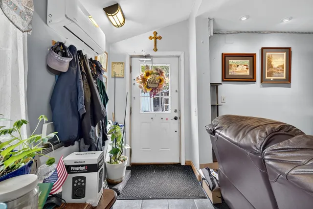 $725,000 | 110 Main Street, Epping, NH 03042