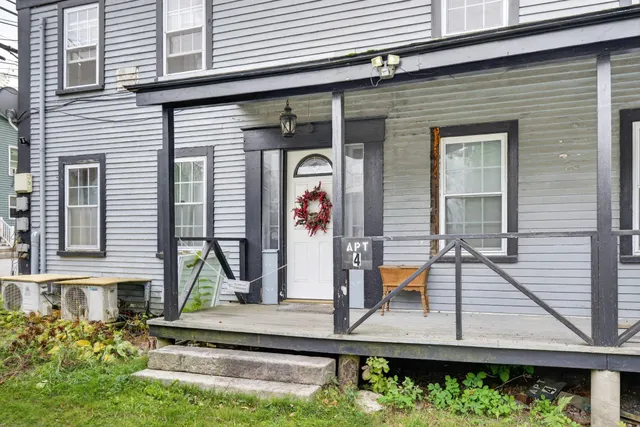 $725,000 | 110 Main Street, Epping, NH 03042