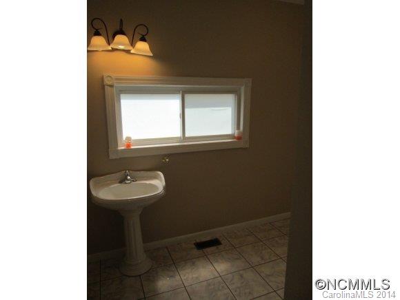 896 Jupiter Road Weaverville, NC 28787 - Photo 13 of 24 Gallery Image 13