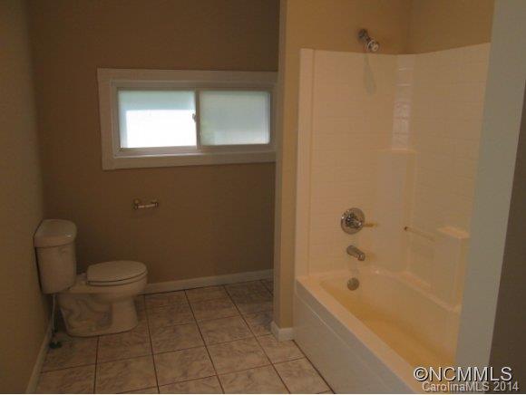 896 Jupiter Road Weaverville, NC 28787 - Photo 14 of 24 Gallery Image 14