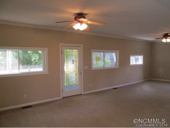 896 Jupiter Road Weaverville, NC 28787 - Photo 7 of 24 Gallery Image 7
