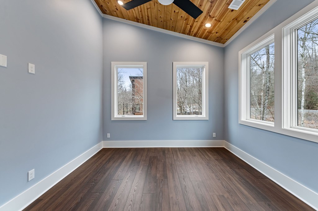 494 Riverbend Manor Blue Ridge, GA 30513 - Photo 33 of 100