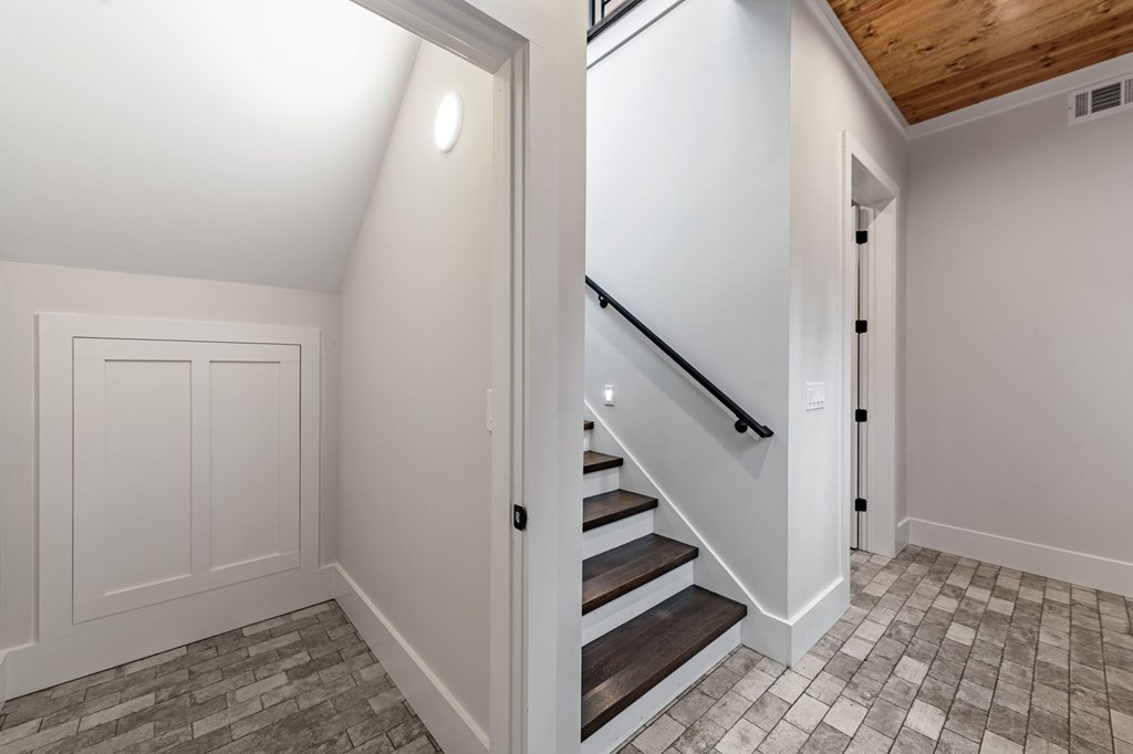 494 Riverbend Manor Blue Ridge, GA 30513 - Photo 9 of 100