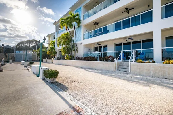 a view of building with garden