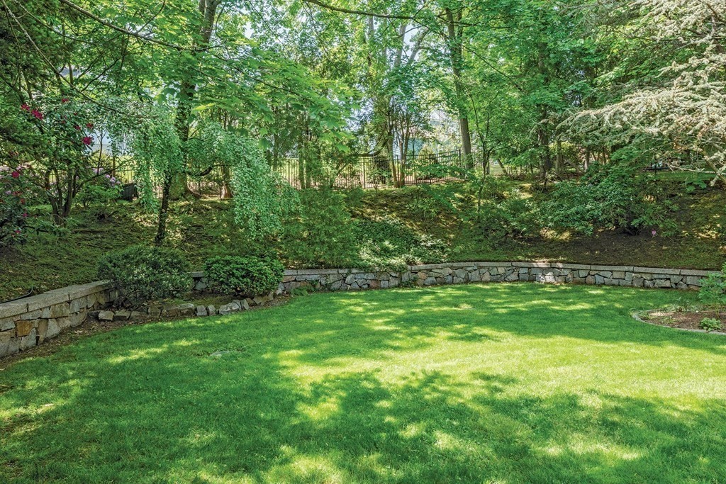 36 Brush Hill Road Newton, MA 02461 - Photo 20 of 21 Gallery Image 20
