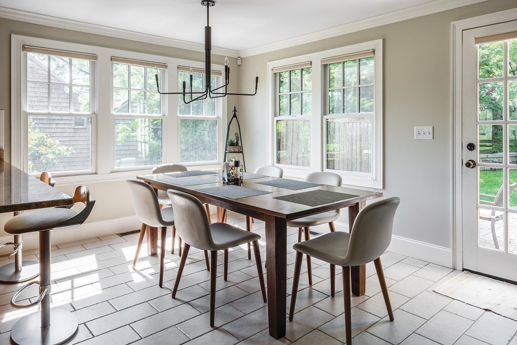 36 Brush Hill Road Newton, MA 02461 - Photo 8 of 21 Gallery Image 8