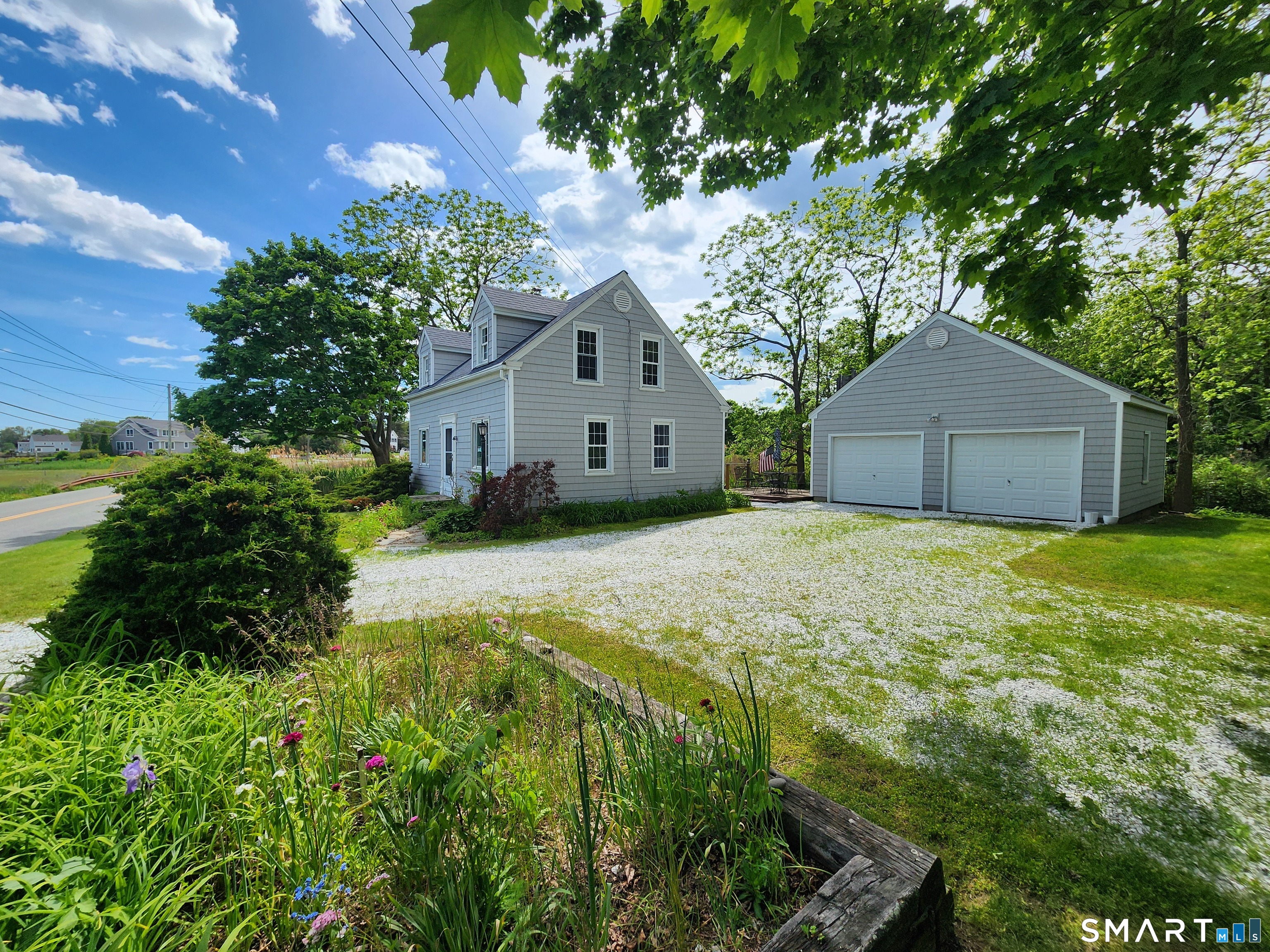 29 Old Post Road Old Saybrook, CT 06475 - Photo 4 of 39