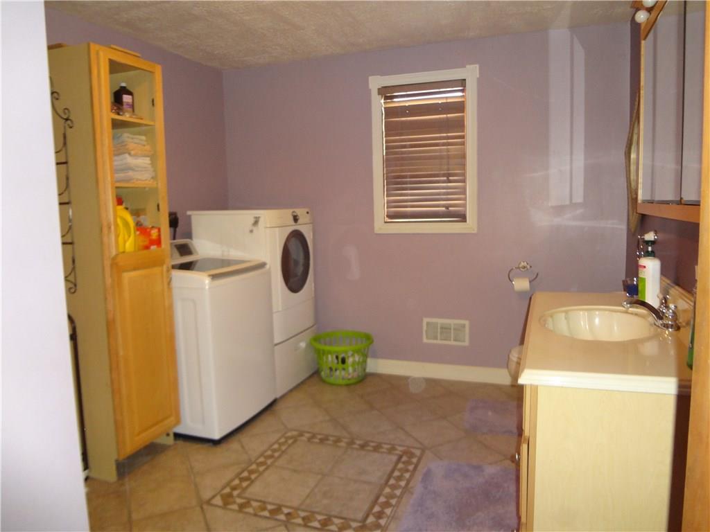 954 Achortown Road Beaver Falls, PA 15010 - Photo 15 of 25 2nd Full Bath w/ Laundry Area
