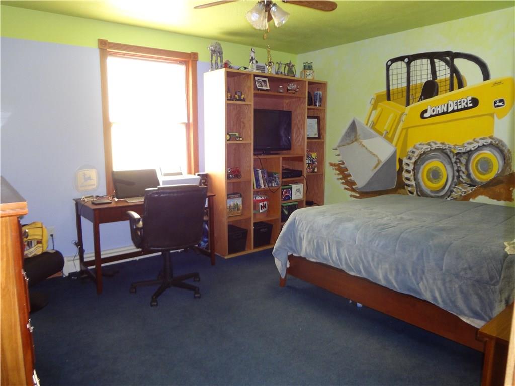 954 Achortown Road Beaver Falls, PA 15010 - Photo 20 of 25