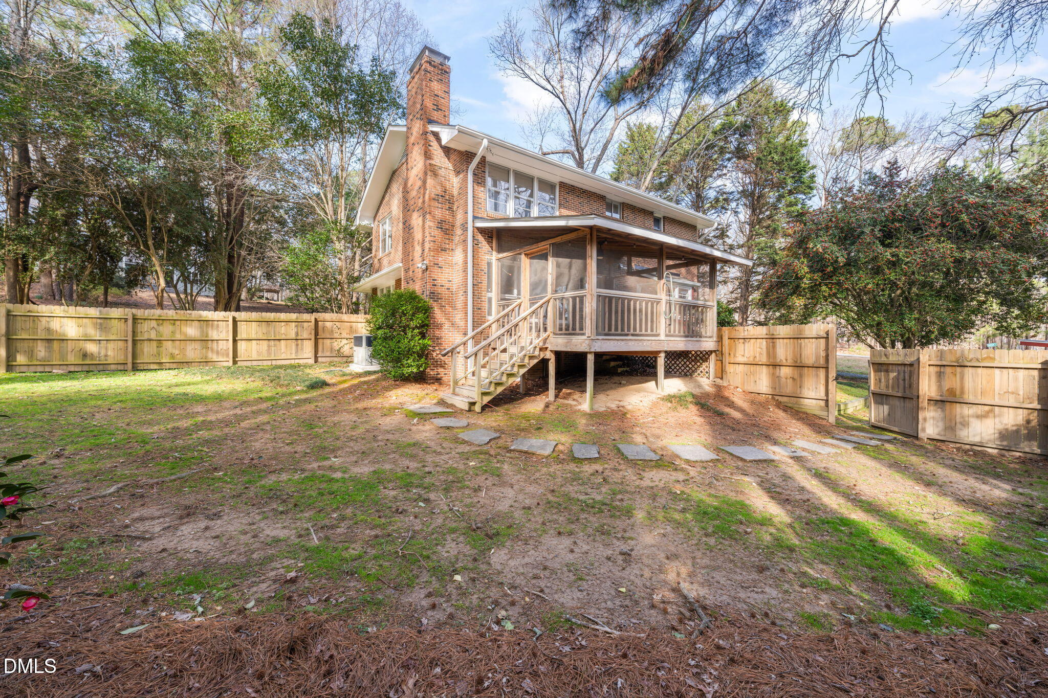 15 Abbey Road Chapel Hill, NC 27516 - Photo 37 of 42