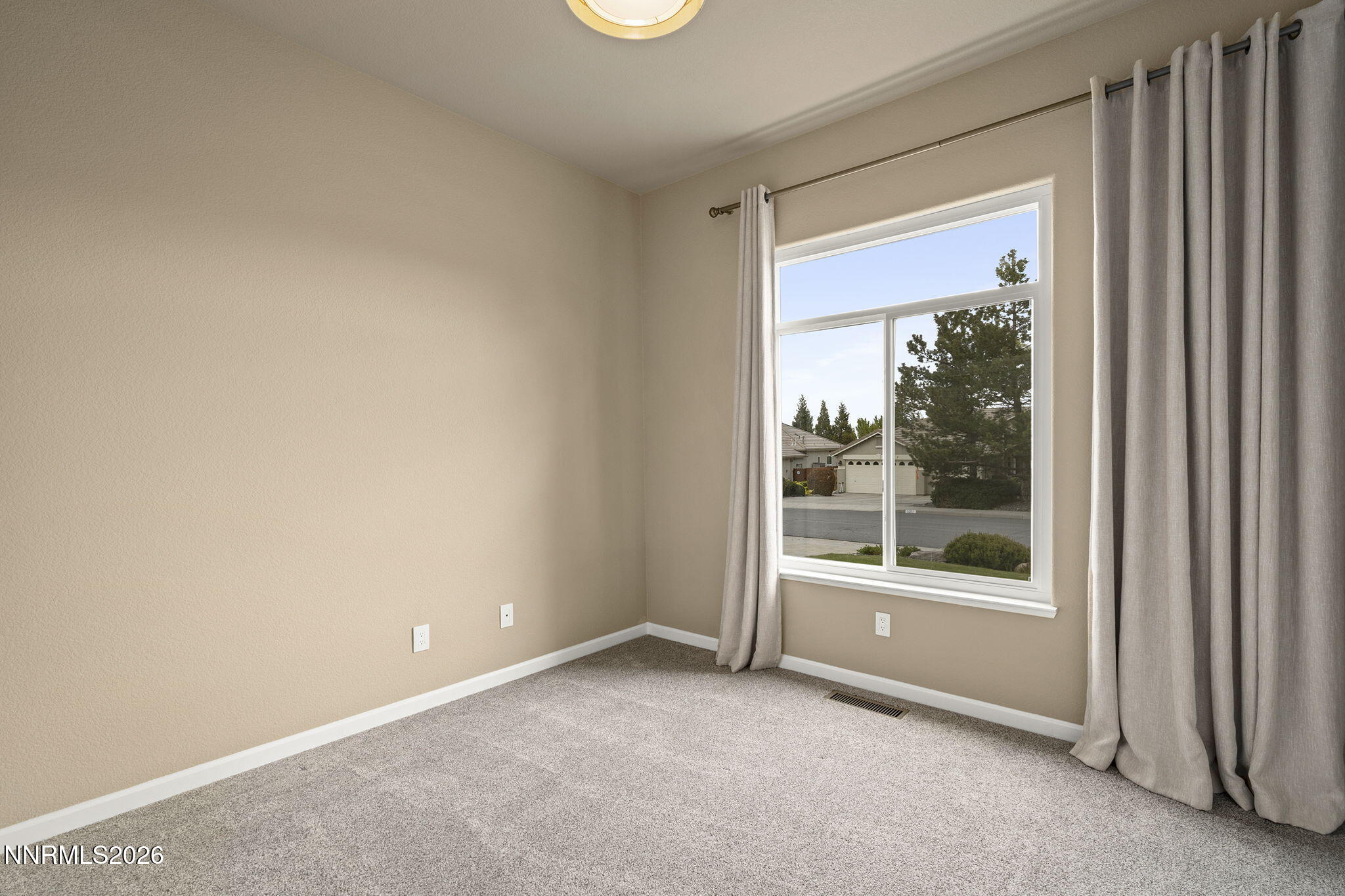 5018 West Albuquerque Road Reno, NV 89511 - Photo 23 of 36 26-web-or-mls-_DSC7566