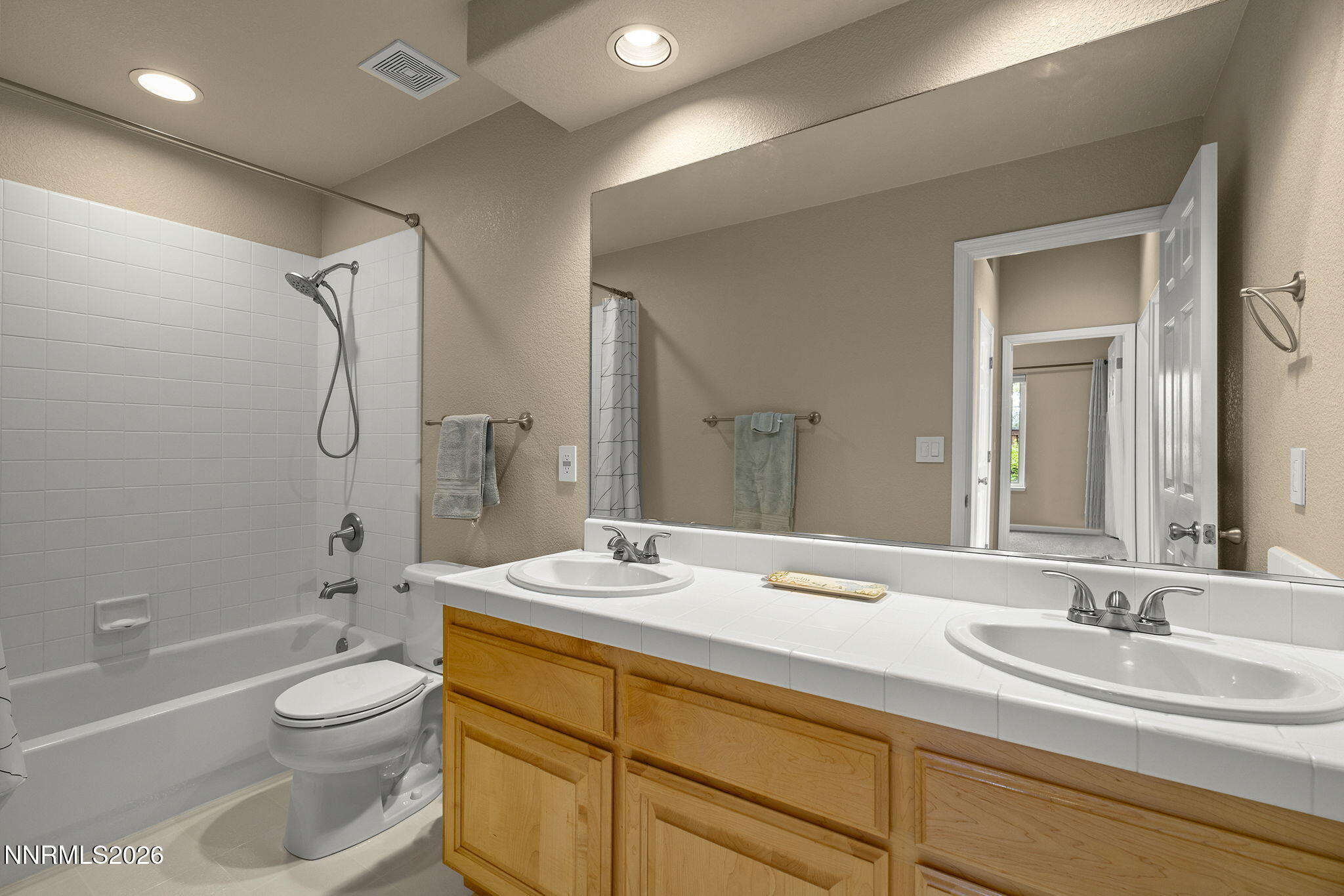 5018 West Albuquerque Road Reno, NV 89511 - Photo 26 of 36 29-web-or-mls-_DSC7547
