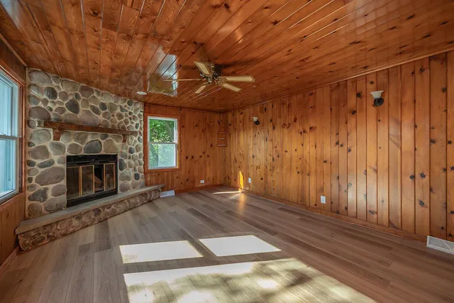 $320,000 | 1515 Hillside Lane, Richfield, WI 53033