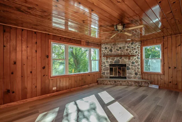 $320,000 | 1515 Hillside Lane, Richfield, WI 53033