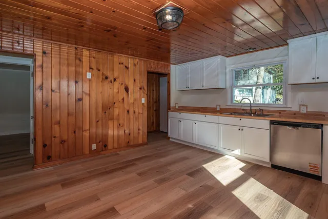 $320,000 | 1515 Hillside Lane, Richfield, WI 53033