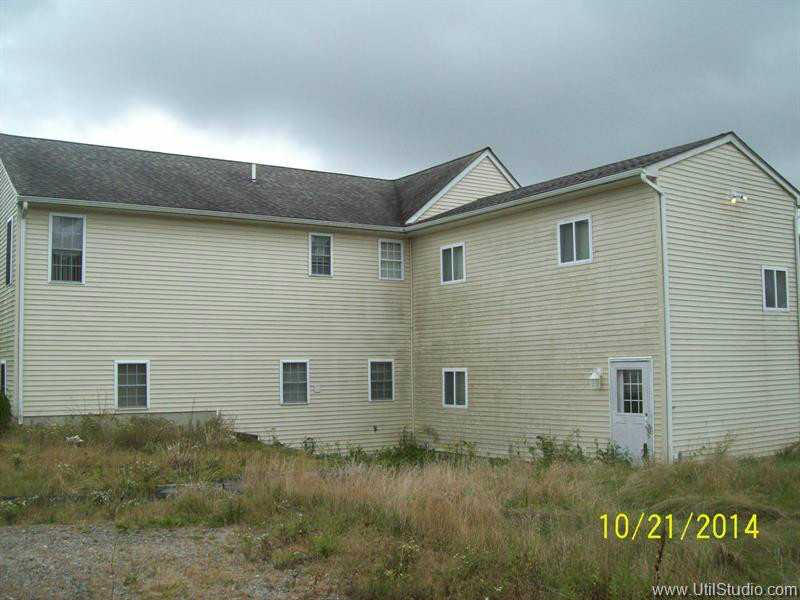91 Brayton Road Tiverton, RI 02878 - Photo 4 of 8 Exterior Front.