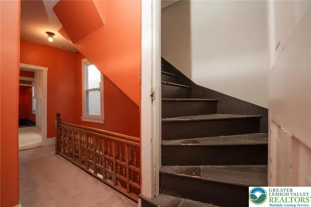 $189,921 | 206 North Lehigh Street, Tamaqua, PA 18252