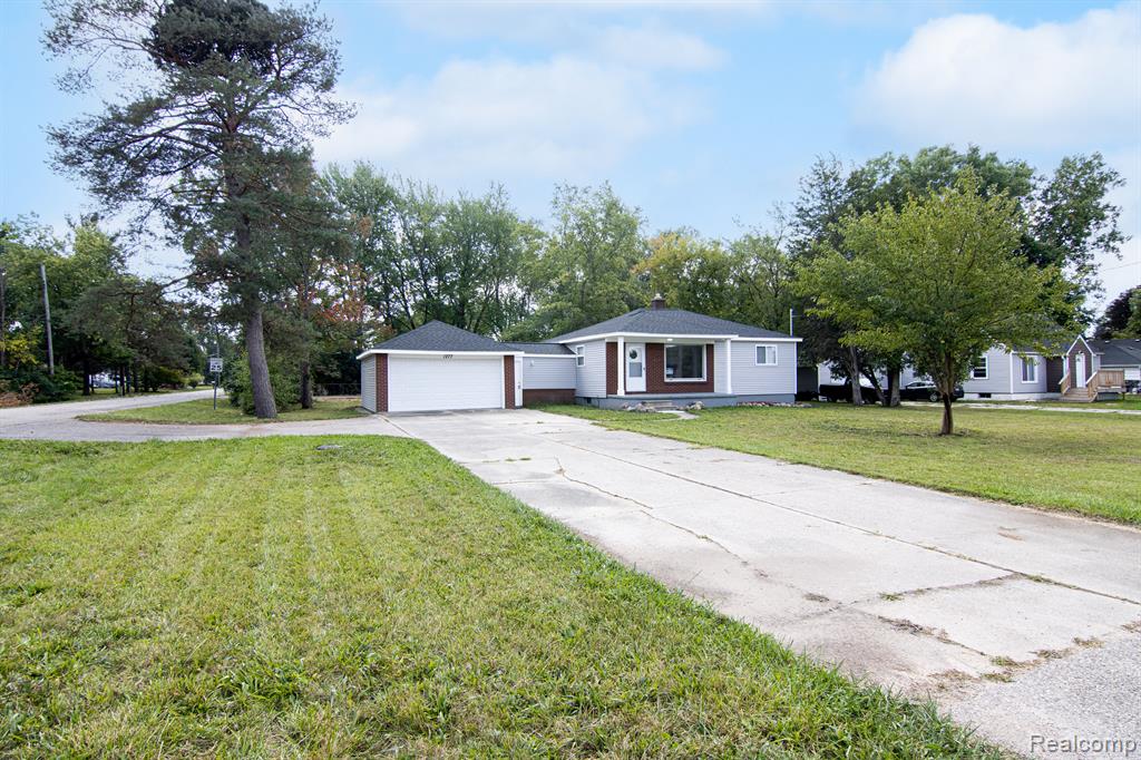 1277 West Stanley Road Mount Morris, MI 48458 - Photo 15 of 17