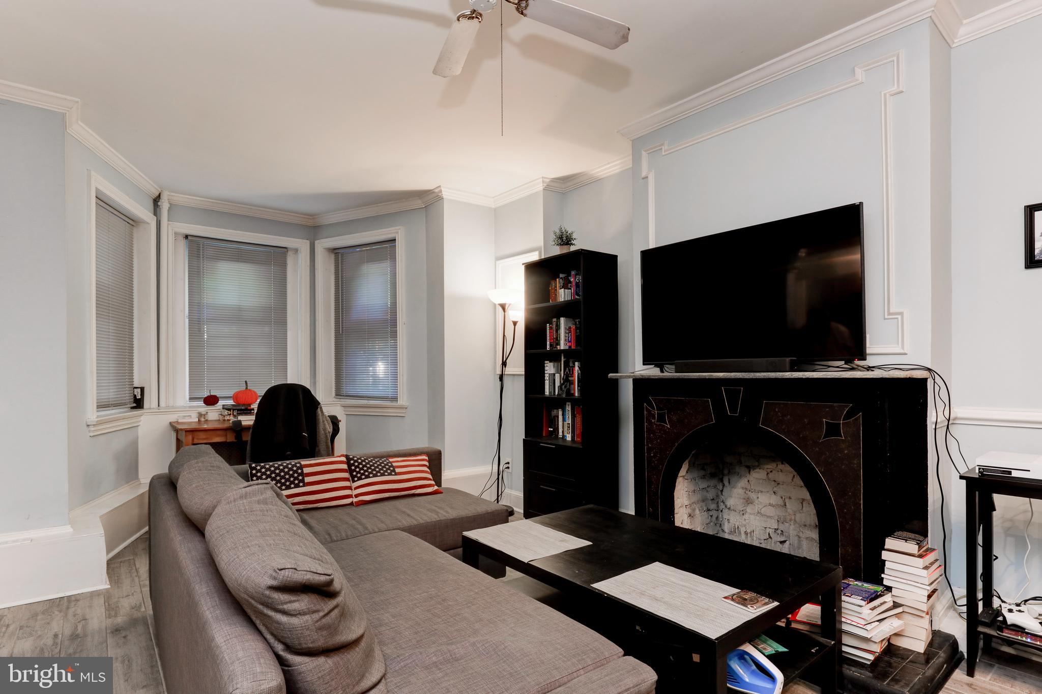 405 Constitution Avenue Northeast Washington, DC 20002 - Photo 27 of 34 Rental [iving room