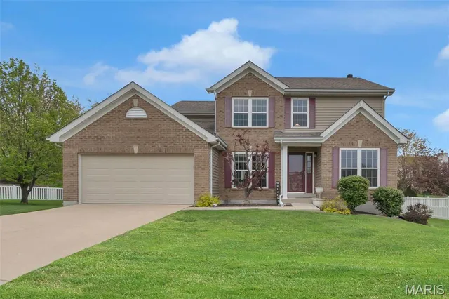 $450,000 | 86 Myrtle Wood Court, O'Fallon, MO 63376