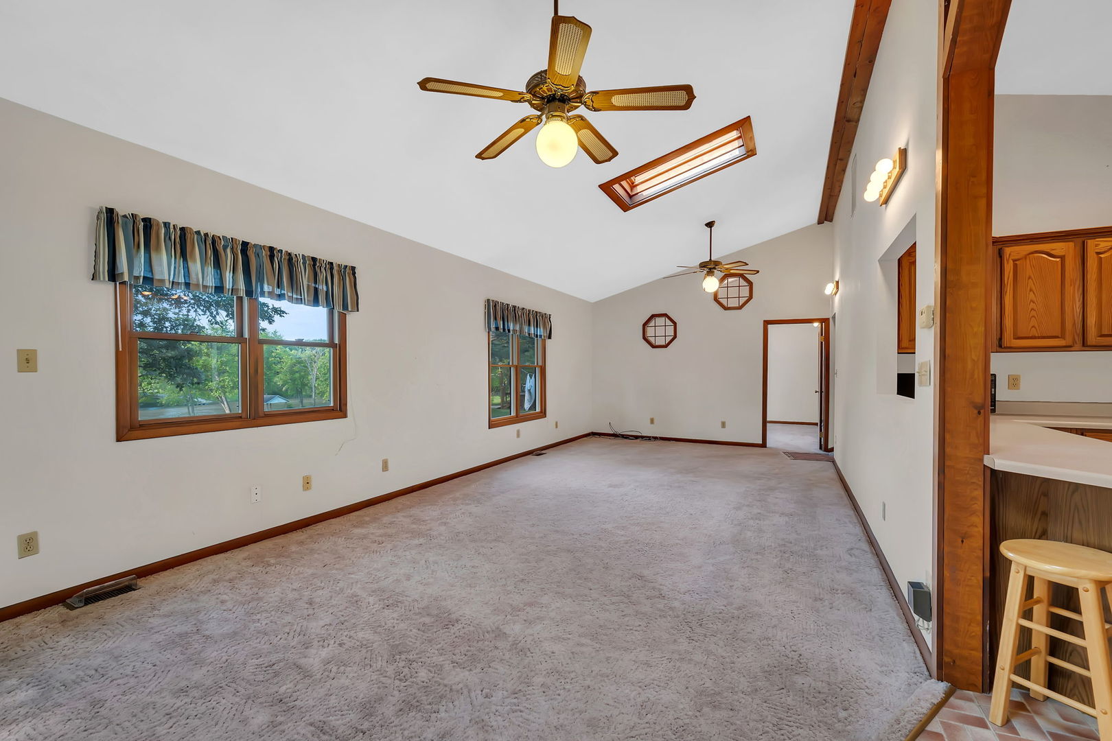 6828 East 2925 N Road Cornell, IL 61319 - Photo 11 of 37 Gallery Image 11