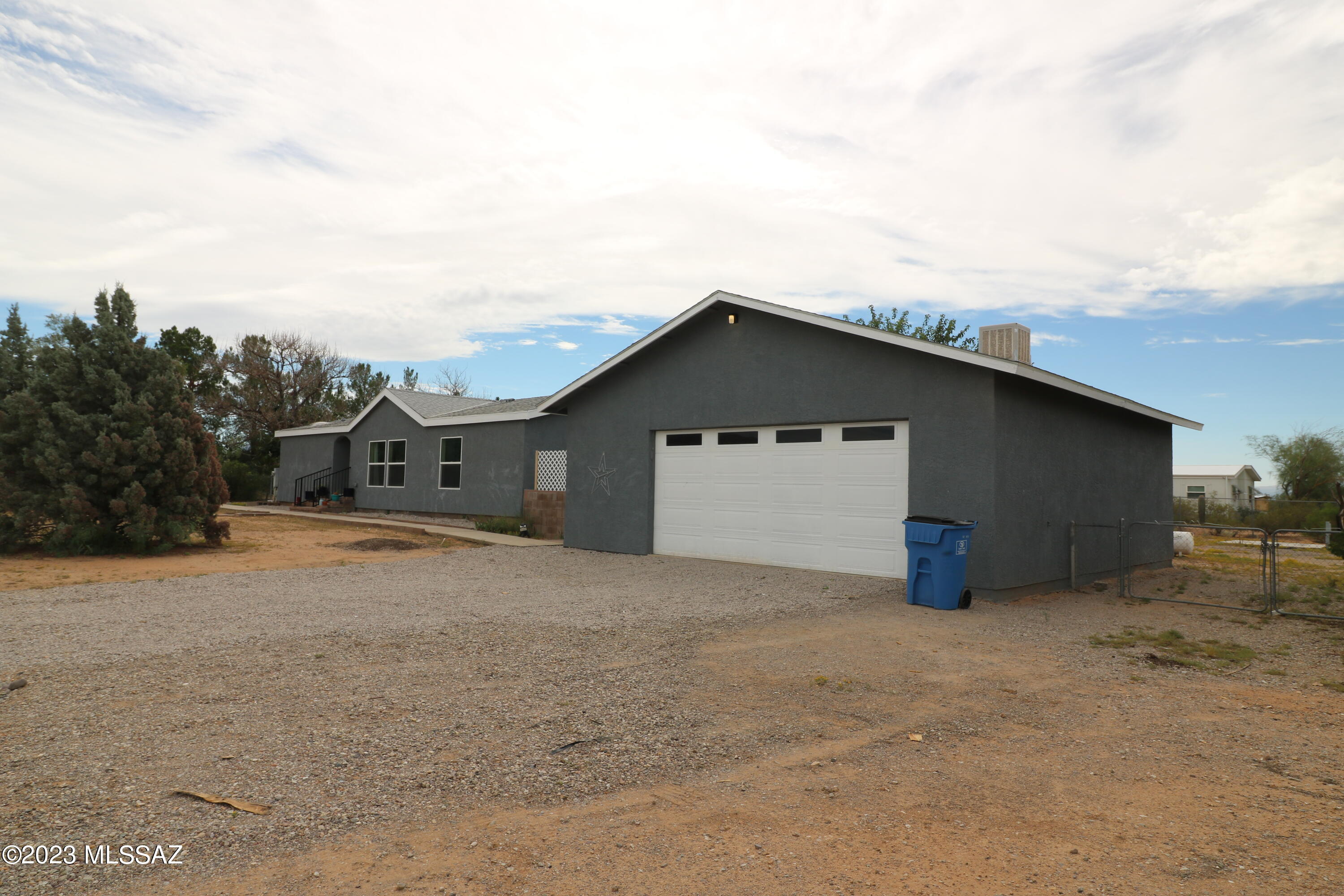 12481 West Mile Wide Road Tucson, AZ 85743 - Photo 5 of 36 Gallery Image 5