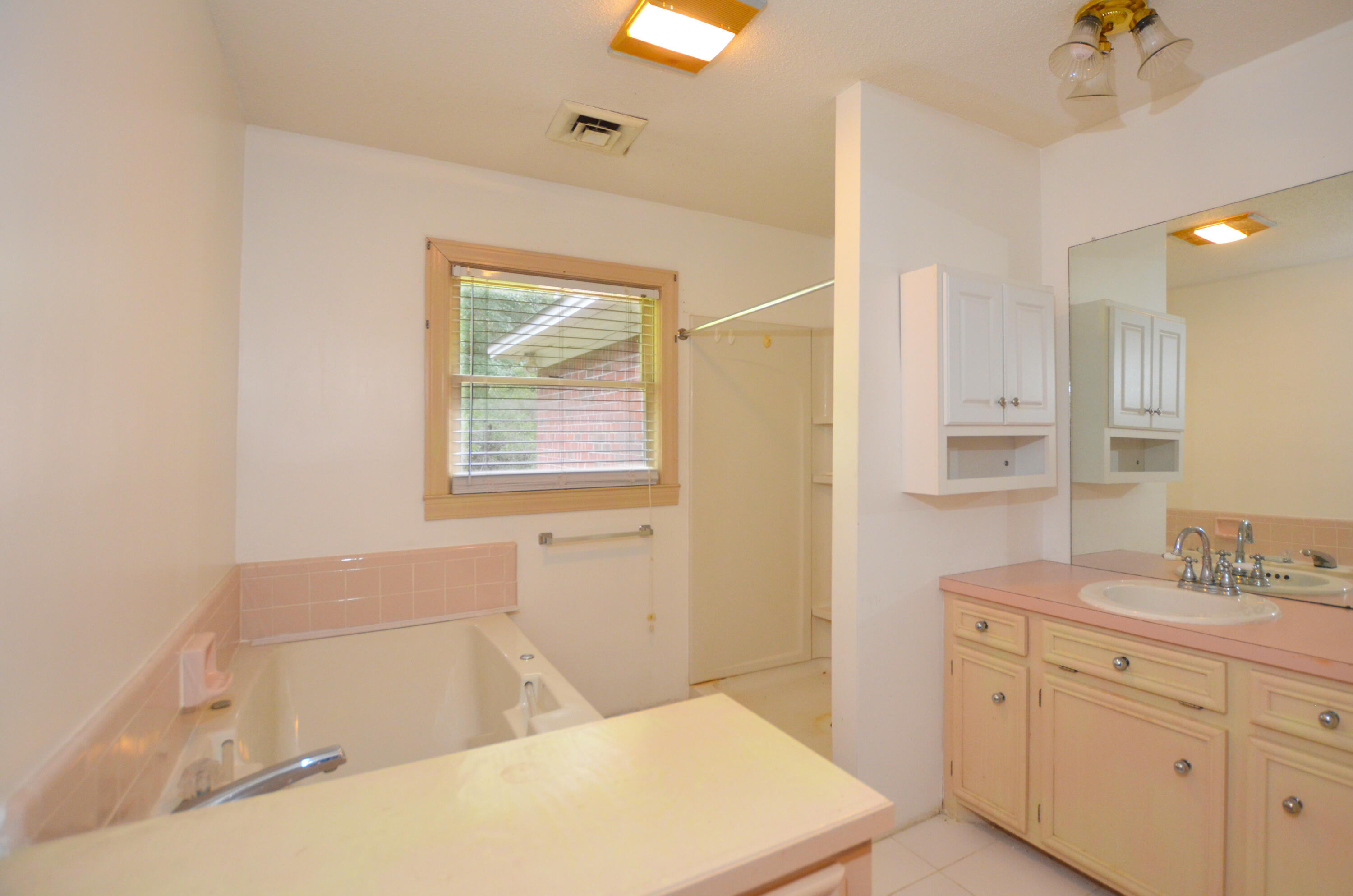 6509 North Highway 17 Awendaw, SC 29429 - Photo 17 of 34 17-Bathroom1