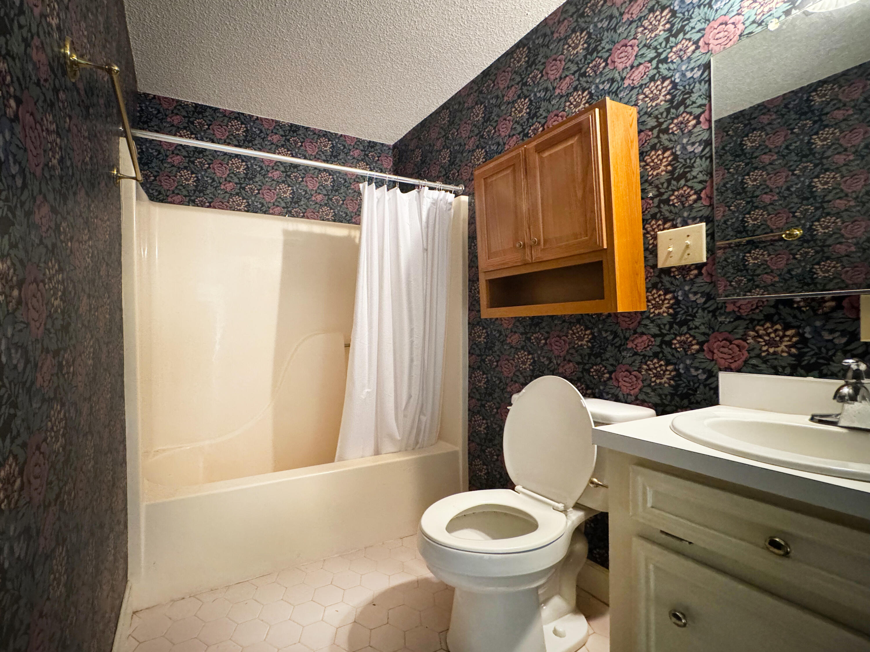 6509 North Highway 17 Awendaw, SC 29429 - Photo 20 of 34 25-Bathroom2