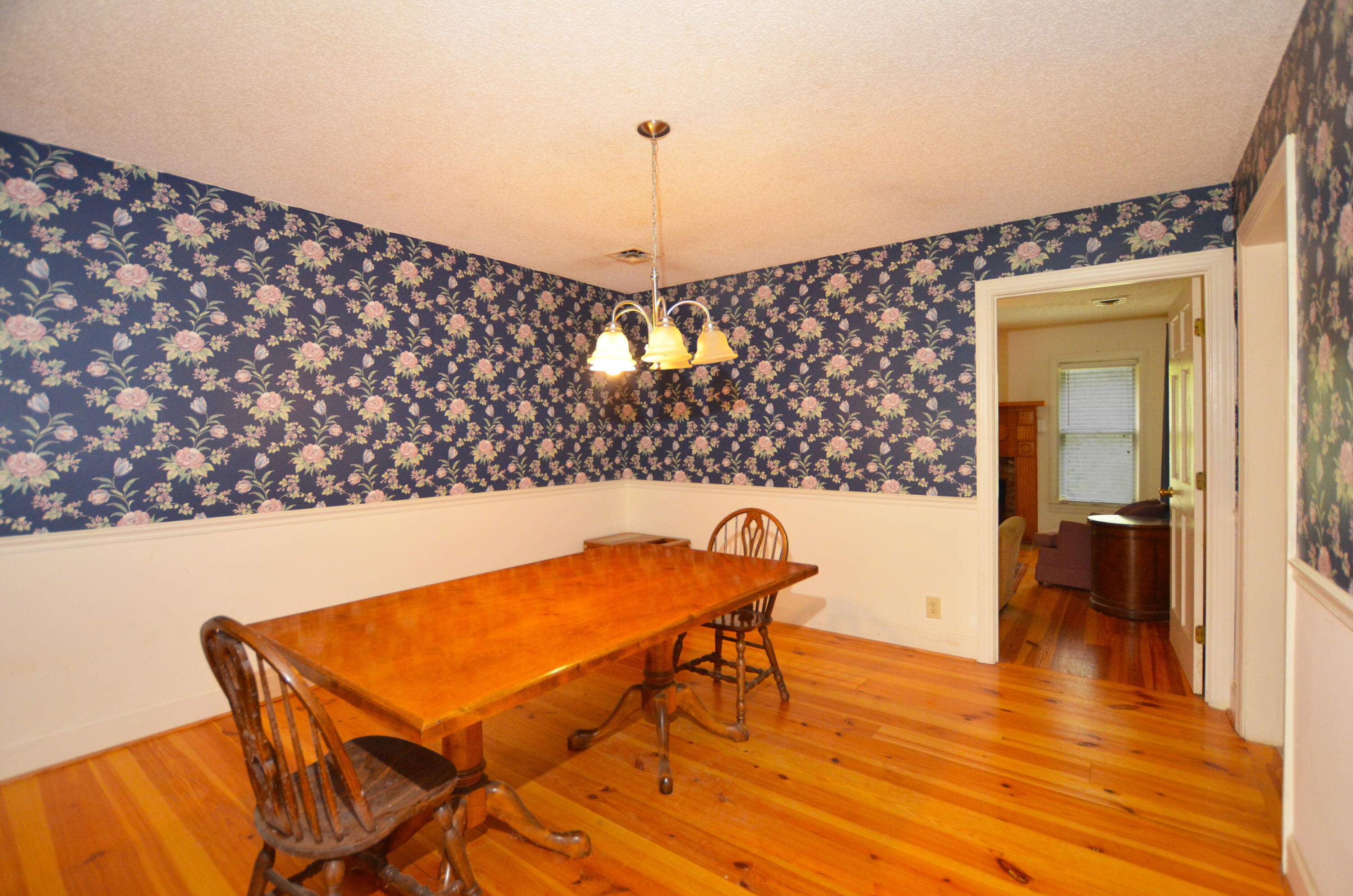 6509 North Highway 17 Awendaw, SC 29429 - Photo 10 of 34 8-Dining