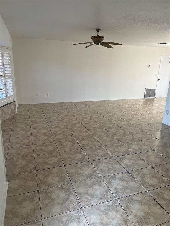 355 Spring Lake Boulevard Northwest Port Charlotte, FL 33952 - Photo 3 of 19