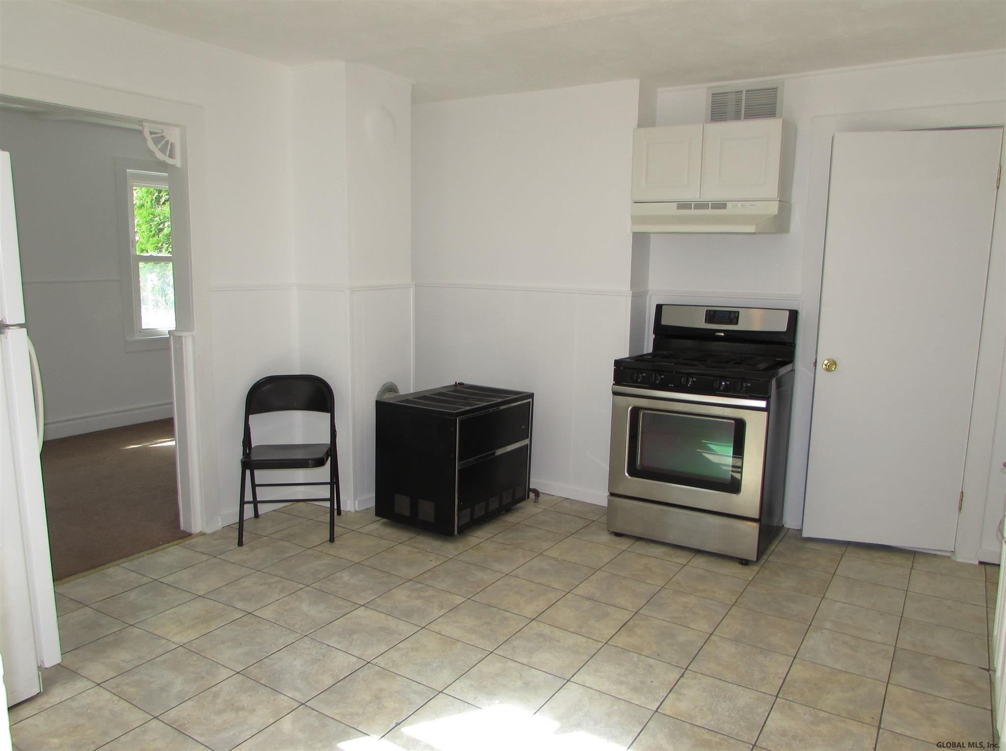 4205 Albany Street Colonie, NY 12205 - Photo 6 of 14 Photo 6
