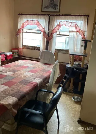 $280,000 | 52 Caroline Avenue, Trenton, NJ 08610