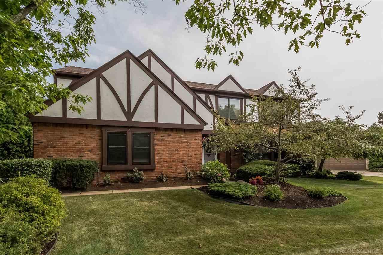 2300 North Fairview Lane Rochester Hills, MI 48306 - Photo 39 of 43