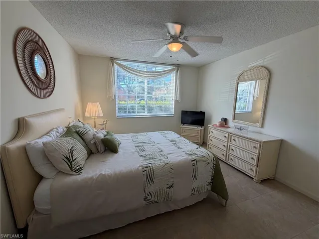 $2,800 | 1220 Wildwood Lakes Boulevard, Unit 105, Naples, FL 34104