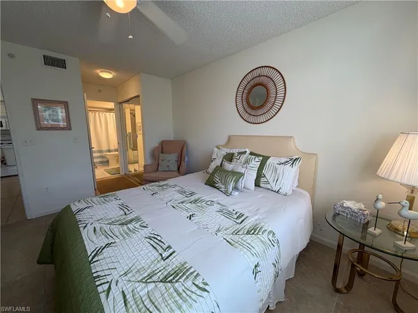 $2,800 | 1220 Wildwood Lakes Boulevard, Unit 105, Naples, FL 34104