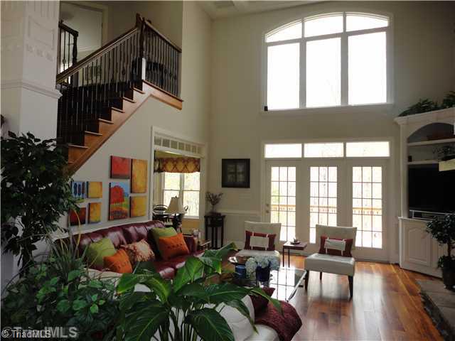 4210 River Ridge Road Pfafftown, NC 27040 - Photo 3 of 16 Living Room.