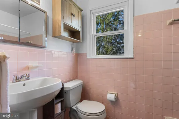 $765,000 | 830 Lewis Lane, Bryn Mawr, PA 19010
