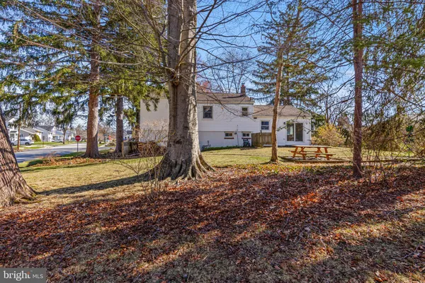 $765,000 | 830 Lewis Lane, Bryn Mawr, PA 19010