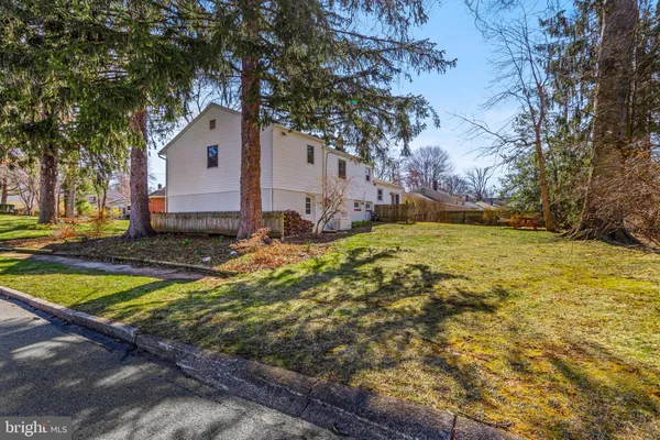 $765,000 | 830 Lewis Lane, Bryn Mawr, PA 19010