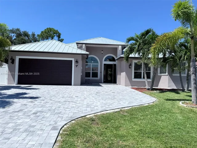 $680,000 | 1749 Southwest Desert Avenue, Port St. Lucie, FL 34953