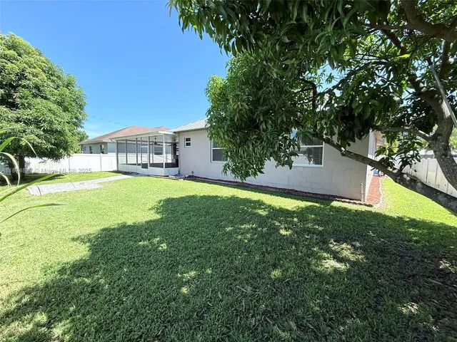 $680,000 | 1749 Southwest Desert Avenue, Port St. Lucie, FL 34953