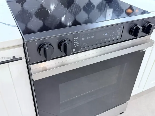 $680,000 | 1749 Southwest Desert Avenue, Port St. Lucie, FL 34953