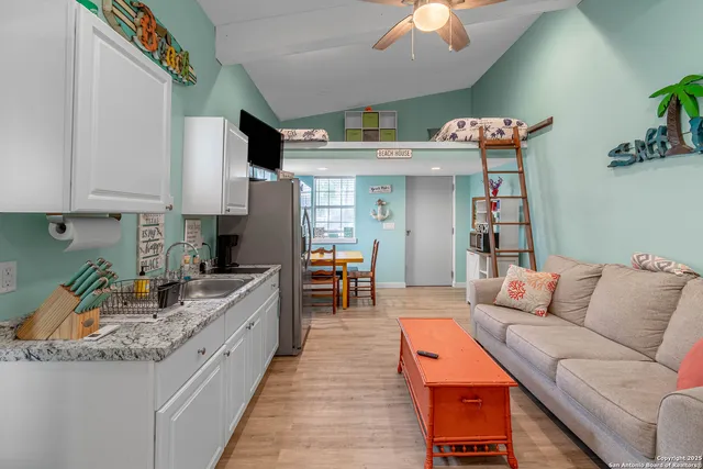 $224,000 | 22 Conlin Street, Rockport, TX 78382