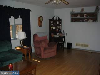 375 Locust Road Boyertown, PA 19512 - Photo 5 of 6 Gallery Image 5