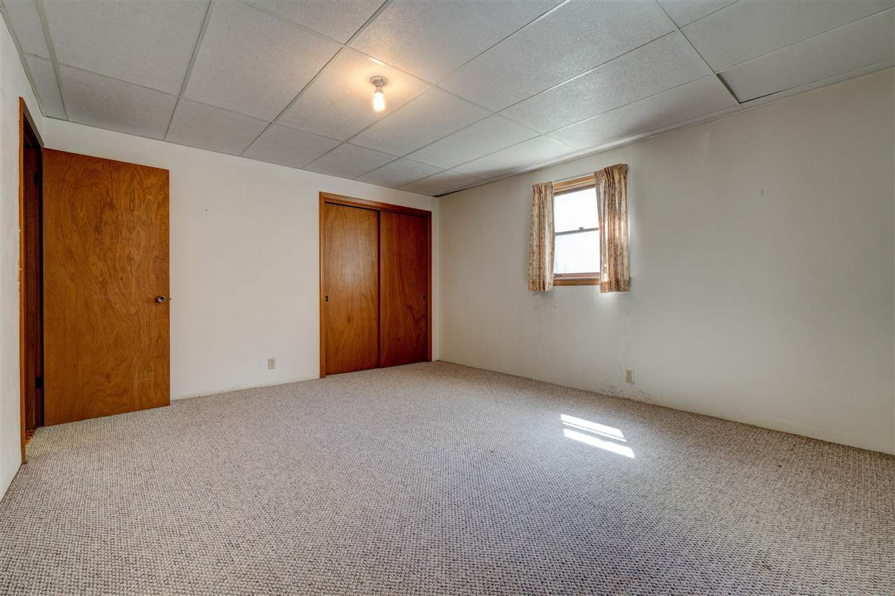 837 3rd Place Kalona, IA 52247 - Photo 32 of 42 Gallery Image 32