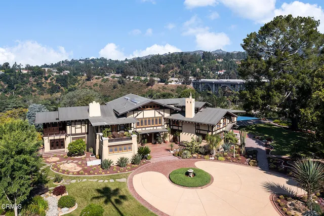 $48,000 | 195 South Grand Avenue, Pasadena, CA 91105