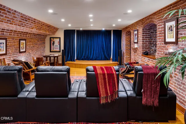 $48,000 | 195 South Grand Avenue, Pasadena, CA 91105