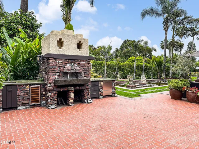 $48,000 | 195 South Grand Avenue, Pasadena, CA 91105