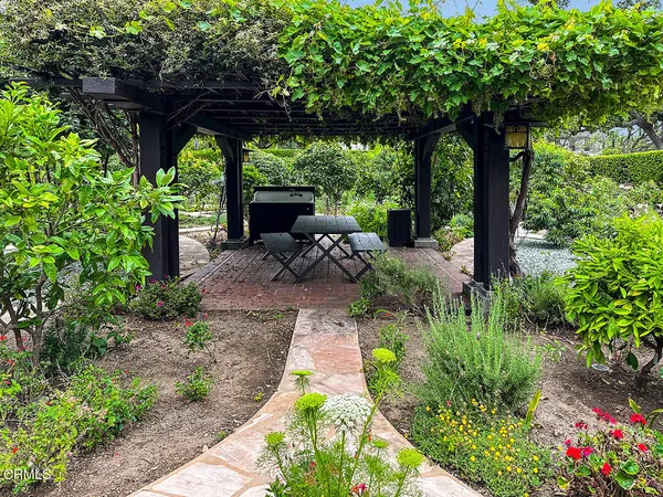 $48,000 | 195 South Grand Avenue, Pasadena, CA 91105